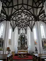 Krenstetten, Pfarrkirche St. Martin, neogotischer Hochaltar von Clemens Raffeiner 
(04.05.2013)