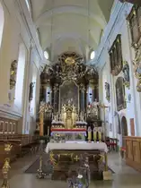 Peuerbach, St. Martin Kirche, Hochaltar von Josef Linser (05.05.2013)