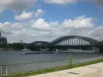 Der Blick auf den Rhein und die Deutzer Br�cke.(9.7.2012)