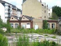 Dieser kleine rest einer Fabrikanlage steht an der Matthesstrae in Chemnitz, 09.07.07