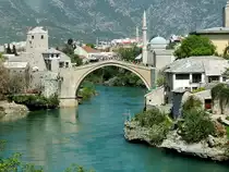 Alte Br�cke bzw. Stari most f�hrt �ber die Neretva in MOSTAR,wurde im Bosnienkrieg 1993 zerst�rt, und 2004 wieder�ffnet; 130424