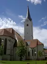 Klagenfurt, Ostansicht der Stiftskirche Vikring, erbaut ab 1202 durch Abt Eberhard 
(20.05.2013)