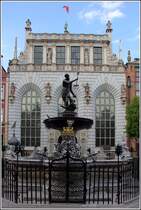 Gdansk. Der Neptunbrunnen vor dem Artushof. 14.05.2013