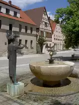 Heideck, Brunnen am Marktplatz (16.06.2013)