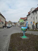 Vogel Strau in Strausberg  - Groe Strae Altstadt 23-04-2013