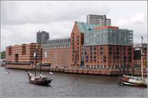 Hamburg-Altona. Dieser ehemalige Elbspeicher wurde einer neuen Nutzung zugefhrt. 12.05.2013