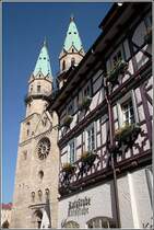 Fachwerk und Stein sind in Meiningens schner Innenstadt anzutreffen. Markant sind die Trme der Stadtkirche. Aufnahmedatum: 12.09.2006