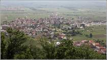 Diedesfeld vom Hambacher Schloss aus gesehen. Heute ist es ein Stadtteil von Neustadt an der Weinstrae. 15.06.2013