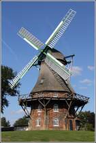 Midlum. Die Galeriehollnder-Windmhle wurde 1857 erbaut. 24.08.2013