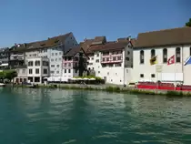 Eglisau, H�userzeile am Rheinufer, Aug.2013