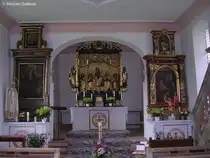 Hauptaltar und Seitenalt�re (rechts oben der Kirchenpatron) St. Jakobus in Reichenbach, Ortsteil von Oberstdorf/Oberallg�u, Juli 2008