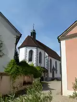 Bad Zurzach, Blick zur Oberen Kirche, direkt neben dem St.Verena M�nster, Juli 2013