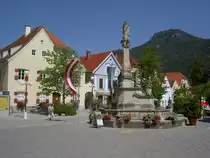 Frohnleiten, Mariens�ule am Hauptplatz (18.08.2013)