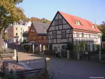 Sch�ne Ansammlung alter H�user, u.a. Kunsthandlung Loschwitzhof und Loschwizer Kunststube, Dresden (Oktober 2008)