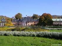 Spaziergang durch den Garten von Schloss Pillnitz in Dresden (Oktober 2008)