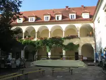 Arkadenhof von Schloss St. Martin bei Graz (19.08.2013)