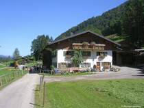 Bauernhof in Dietersbeg im Trettachtal s�dlich von Oberstdorf (Landkreis Oberallg�u, Sommer 2009)