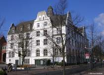 Sdseite des Alten Rathauses (Gladbeck, Kreis Recklinghausen, NRW, Herbst 2009)