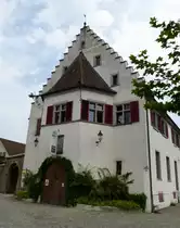 Rheinau, ehemaliger Klosterkeller, seit 150 Jahren von der Staatskellerei Z�rich genutzt, Juli 2013