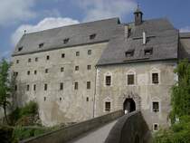 Micheldorf, Burg Altpernstein, erbaut ab 1160, heute Begegnungszentrum (22.08.2013)