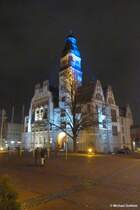 Das angeleuchtete Alte Rathaus von Gladbeck (Kreis RE, NRW, November 2011)