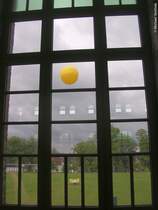 Das  SchachtZeichen  der Zeche Zweckel aus der Maschinenhalle in Gladbeck (Ruhrgebiet, NRW, Mai 2010)