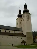 Gurk, Dom Maria Himmelfahrt, erbaut von 1140 bis 1200, Pfeilerbasilika (30.09.2013)