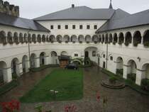 Straburg/Krnten, Arkadenhof im Schlo der Bischfe von Gurk (30.09.2013)