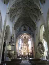 Wallfahrtskirche Maria Saal, Hochaltar von 1714, Stern- und Netzrippengewlbe (02.10.2013)