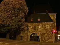 Das Ponttor in Aachen am Abend des 18.10.2013