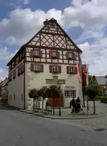 Merkendorf, sp�tgotisches Rathaus am Marktplatz (16.06.2013)