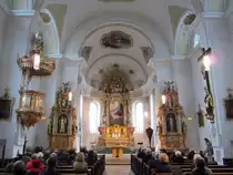 Oberaudorf, barocke Alt�re von 1664 in der Pfarrkirche Maria Himmelfahrt (06.04.2012)