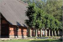 Bremerhaven. Das Marschenhaus gehrt zum Volkskundlichen Freilichtmuseum im Speckenbtteler Park. Es handelt sich um einen Nachbau, da das Original 1946 abbrannte. 26.08.2013