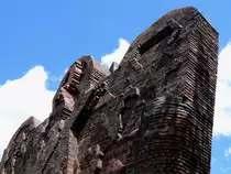 Detail vom Niedersachsenstein am Weyerberg bei Worpswede; fertiggestellt 1922 nach einem Entwurf des Architekten Bernhard Hoetker; aufgenommen am 28.05.2009
