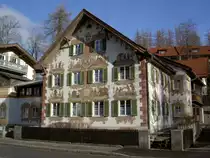 Oberammergau, H�nsel und Gretel Heim in der Ettaler Stra�e, Fassadenmalerei von 1922 bis 1925 (12.01.2014)