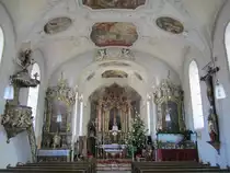 Unterammergau, Alt�re und Kanzel der St. Nikolaus Kirche, Stuck von Francesco Marazzi, Fresken von Johann Jakob W�rmseer und Sebastian W�rmseer (12.01.2014)