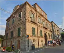 Tropea - Touristennest in Kalabrien.

Haus am  Boulevard  ins Zentrum. Sommer 2013.