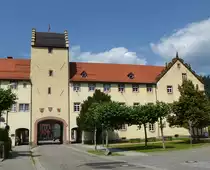 Wolfach, das Untere Tor mit einem Teil des s�dlichen Schlo�fl�gels, Juli 2013