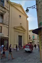 Tropea - Touristennest in Kalabrien.

Eine der vielen Kirchen in Tropea. Sommer 2013.