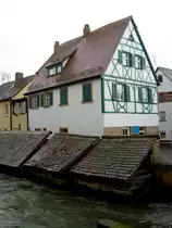 Forchheim, Fischk�sten an der Wiesent (09.02.2014)