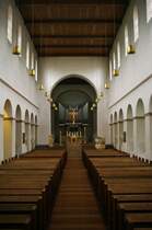 Paderborn, Langschiff der Abdinghofklosterkirche, Orgel von 1961 (10.05.2010)