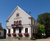 Elsenheim im Unterelsa, das Rathaus der Gemeinde, Aug.2013
