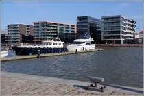 Bremerhaven. Die jngsten Neubauten an der Ostseite des Neuen Hafens. 23.02.2014