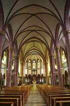 Letmathe, Innenraum der Pfarrkirche St. Kilian (31.07.2011)