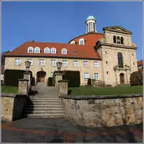 Georgsmarienhütte. Im Stadtteil Holzhausen steht das Mitte der 1920er Jahre fertiggestellte Kloster Ohrbeck, das von Franziskanern betrieben wird. 06.03.2014
