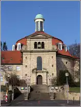 Georgsmarienh�tte. Im Stadtteil Holzhausen steht das Mitte der 1920er Jahre fertiggestellte Kloster Ohrbeck, das von Franziskanern betrieben wird. Hier ist die als Kuppelbau ausgef�hrte Klosterkirche zu sehen, die 1929 geweiht wurde. 06.03.2014