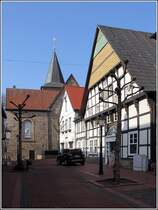 Hagen am Teutoburger Wald. Blick durch die Dorfstrae zur ehemaligen St.-Martinus-Kirche. 06.03.2014