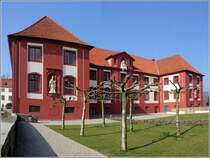 Bad Iburg. Die Ostseite des um 1750 entstandenen Klosterneubaus der Iburg. 06.03.2014