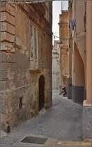 Tropea - Enge Gassen im Touristennest in Kalabrien. Sommer 2013.