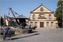 Am Kranen in der Bamberger Inselstadt am Ufer der Regnitz. Links im Hintergrund ist der Michaelsberg zu sehen. Aufnahmedatum: 13.09.2006